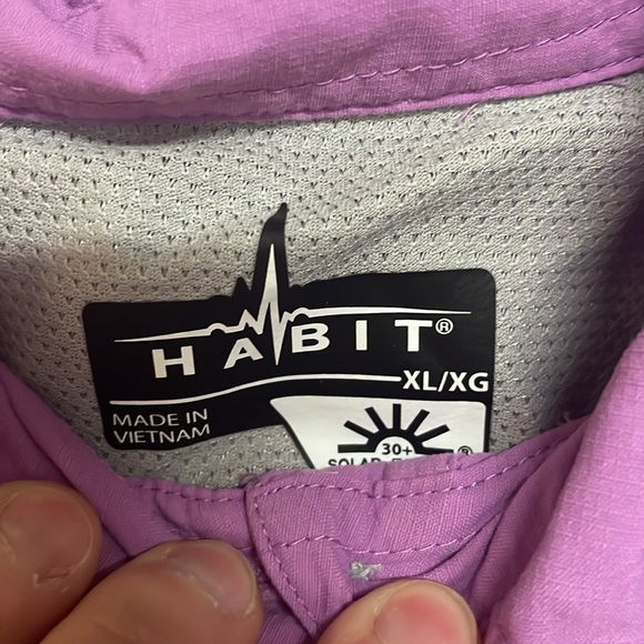 Habit size XL Purple Lightweight Button Down Short Sleeve Shirt with Pockets - Picture 2 of 16